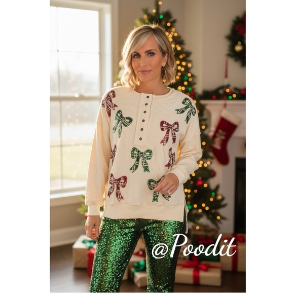 Peach Love California Tops - Peach love California oversized corduroy holiday pullover S M L